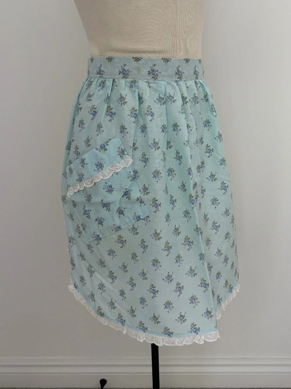 Vintage handmade half apron blue and green floral pattern and lace